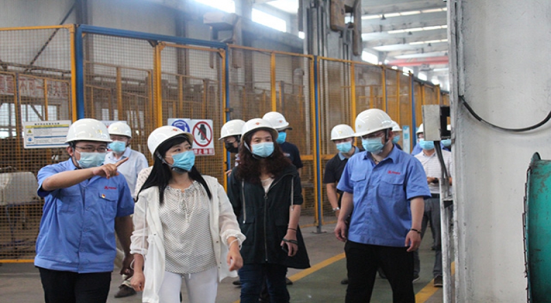 河北國控集團領導蒞臨焊網公司指導工作